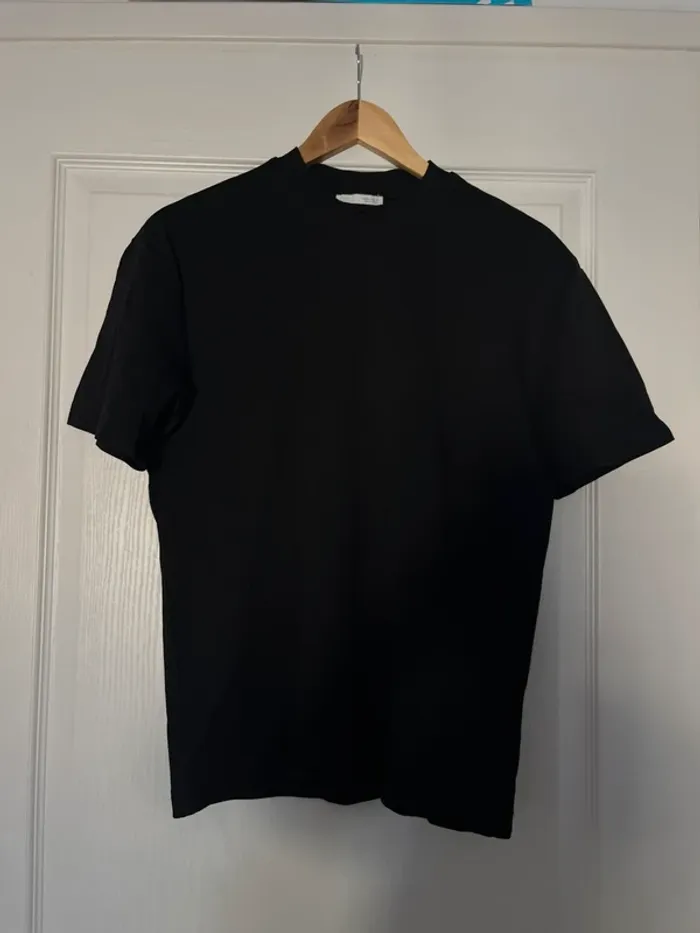 Tee shirt noir Zara - taille S - photo numéro 2