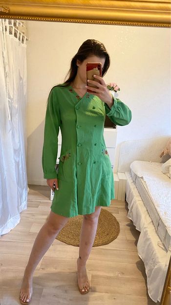 Robe vintage verte à broderies