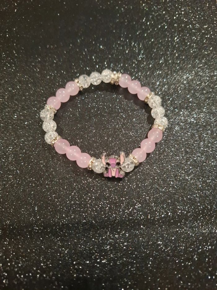 Bracelet rose stitch
