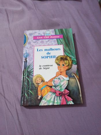 Livre les malheurs de Sophie