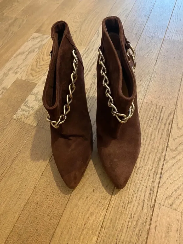 Bottines en daim marron Elisabetta Franchi taille 38 - photo numéro 2