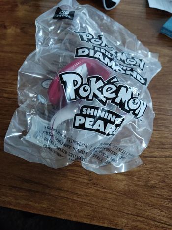 Figurine pokémon brillant diamond shining pearl