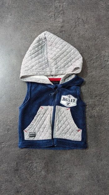 Gilet en polaire sans manche avec capuche RG512