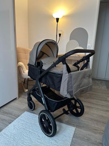 poussette 3 en 1 Neuve + Cosy + Accessoires