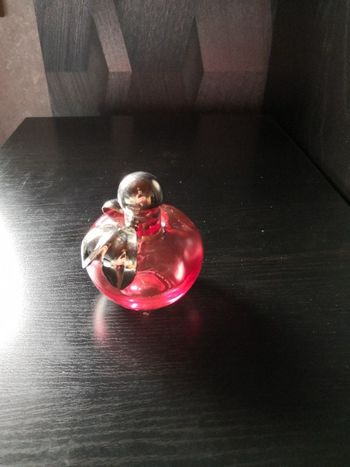 flacon de pafum nina de  nina ricci