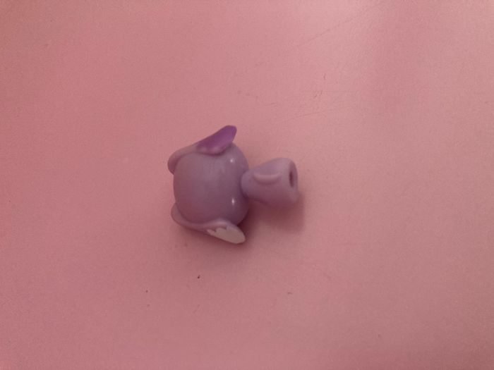 Littlest Petshop n° 3022 Purple Basset Hound - photo numéro 2