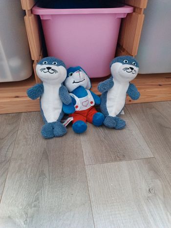Lot de 3 peluches kinder