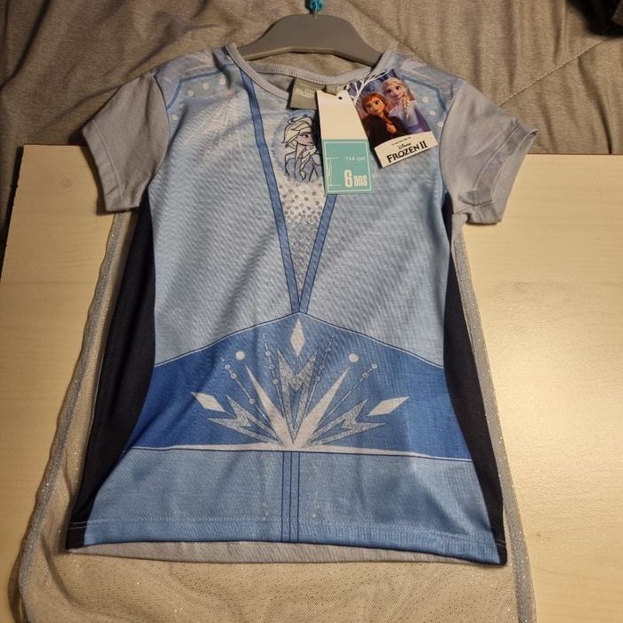 haut avec ptite cape ELSA- LA REINE DES NEIGES Taille 6 ans 🎁 NEUF  🎁 idée cadeau Noël