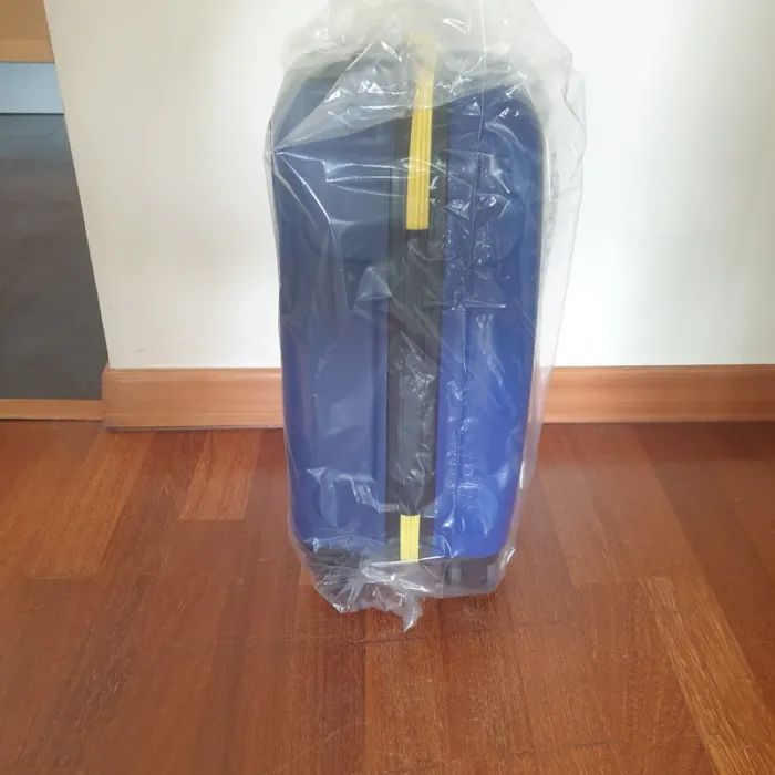 Valise cabine bleu Pitch avec fermeture zip jaune neuve - photo numéro 4