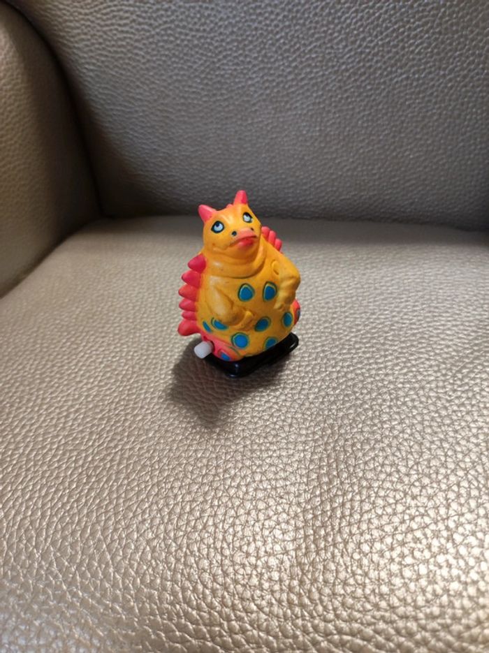 figurine wind up dragon