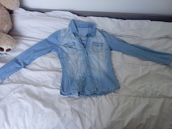 Chemise bleu jean manches longues à pressions J .Jeans XS neuve 3€