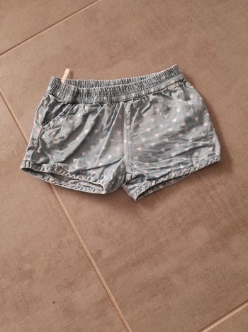 Short  4 ans