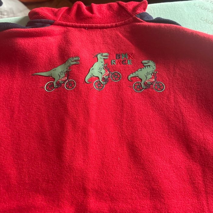 Vends gilet capuche sergent major 7 ans très bon état - photo numéro 3