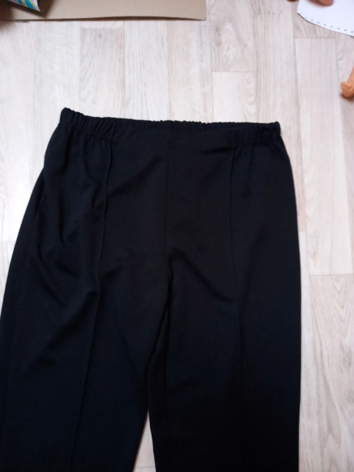 Très joli pantalon - photo numéro 4