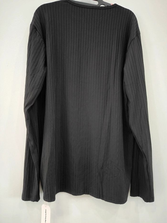 T shirt manches longues taille L neuf - photo numéro 3