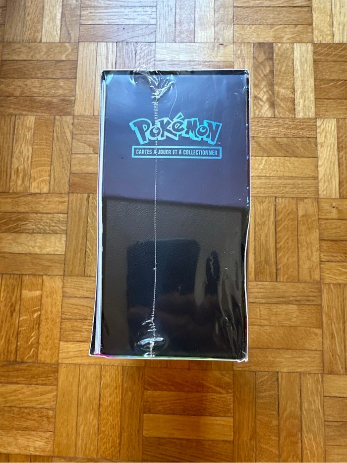 ETB Dracaufeu Pokémon Flammes Fantasmagoriques - ME02