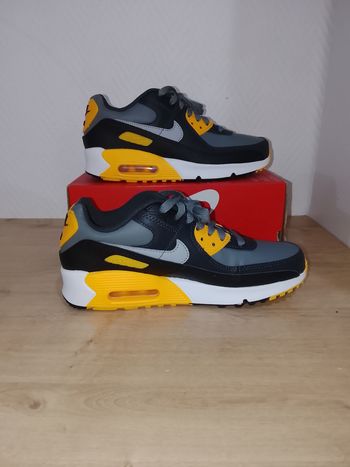 Air Max 90 taille 37.5