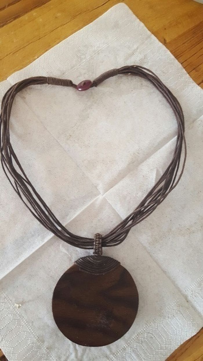 Collier bois - photo numéro 2