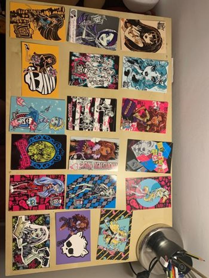 Lot de 65 images Monster High à collectionner Panini 2011 - photo numéro 3