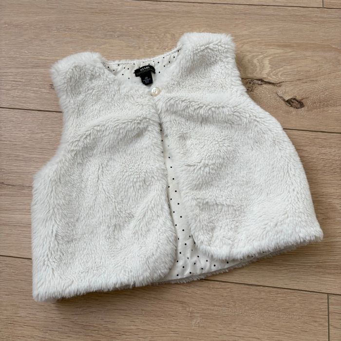 Gilet fausse fourrure sans manches fille Kiabi 24 mois