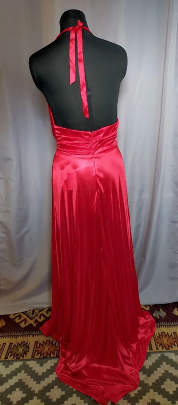 Robe longue rouge satinée – Nazz Couture – Taille 10 (38) - photo numéro 8