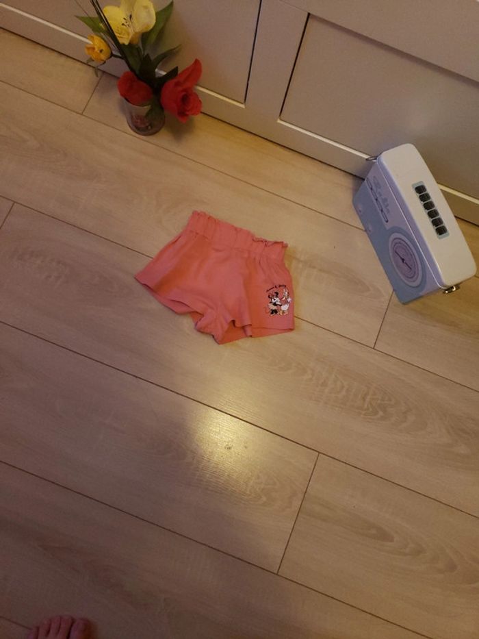 Short 🎀 Primark taille 3-6 mois 1€