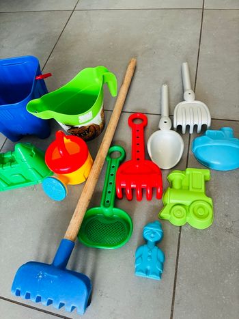 Lot jeux jouets plage 