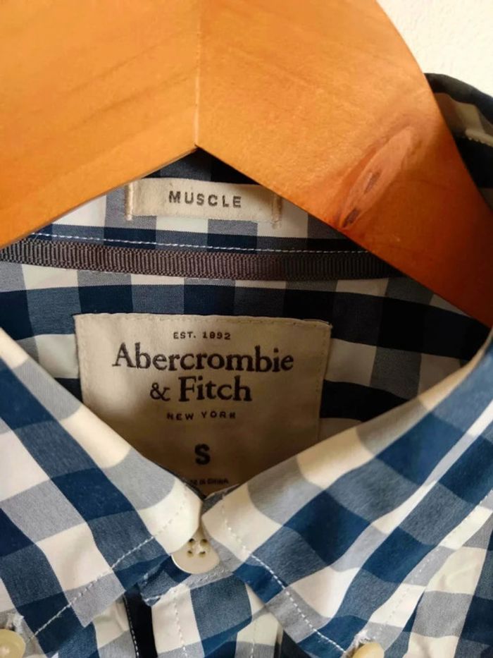 C28 chemise carreaux Abercrombie & Fitch S - photo numéro 3