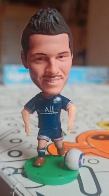 Petite figurine football neuve Mauro Icardi PSG Paris Saint-Germain