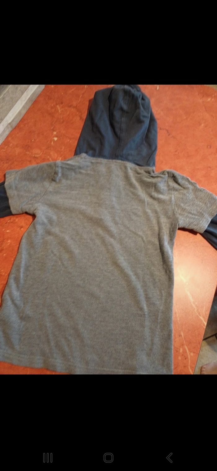 T.shirt garçon taille 8 ans - photo numéro 4