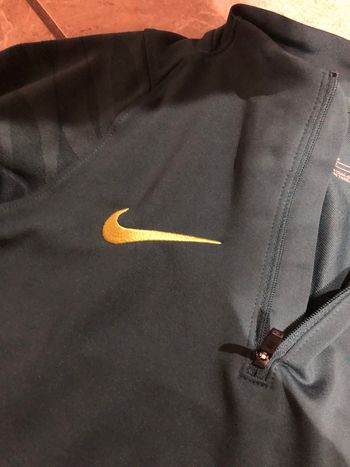 Pull enfant de sport Nike 
