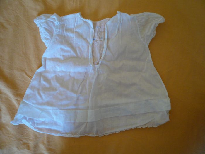 tee shirt léger environ 3/6mois - photo numéro 3