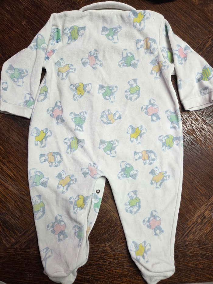 Lot de pyjamas 12 et 18 mois - photo numéro 4