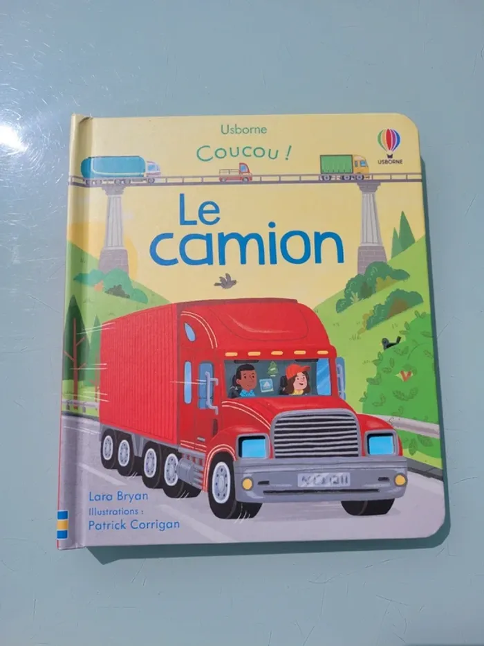 Livre Usborne, collection Coucou! 🚚 Le Camion 🚛 - photo numéro 2