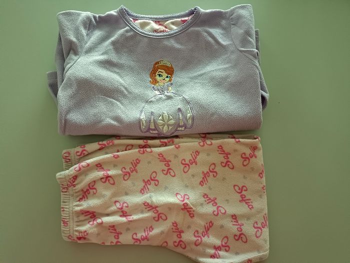 Pyjama Princesse Sofia en 7 ans - photo numéro 7
