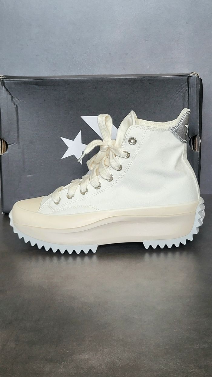 Converse x Chuck Taylor Run Star Hike High - A09901C - Size : 40.5 🌈🌈 - photo numéro 2