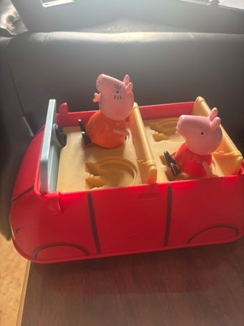 Voiture peppa pig