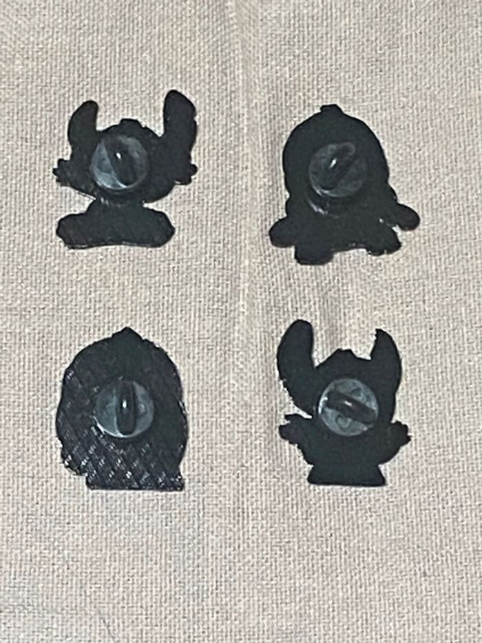 Lot de 4 pin’s Stitch - photo numéro 2