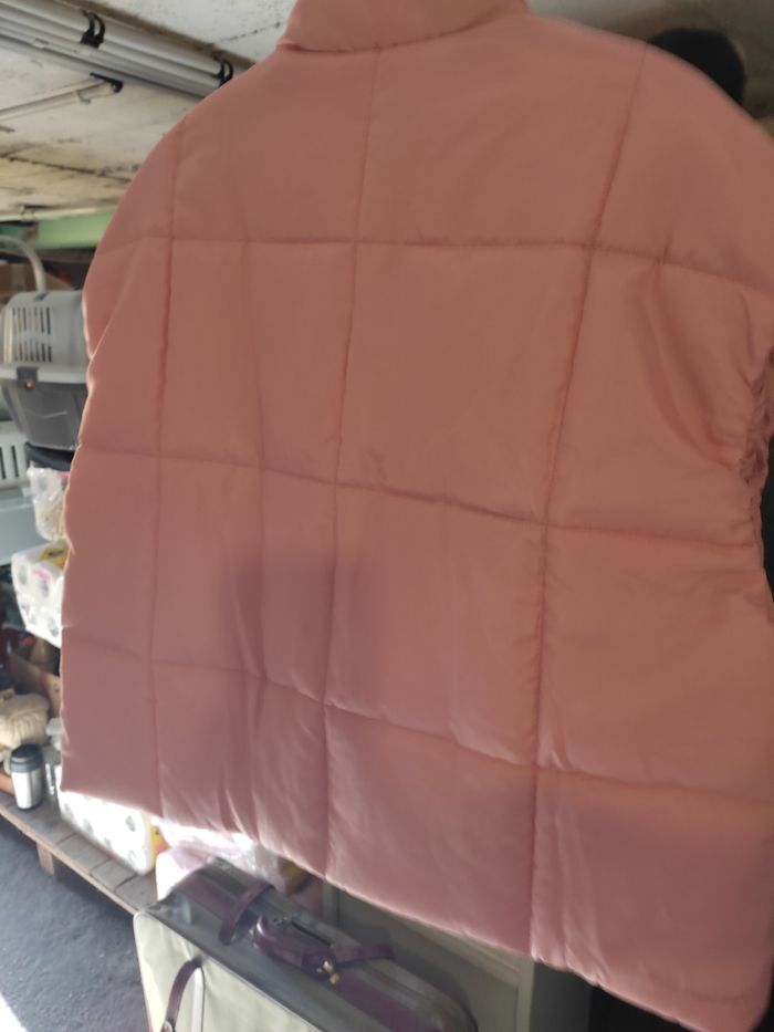 Doudoune Nike taille M - photo numéro 2