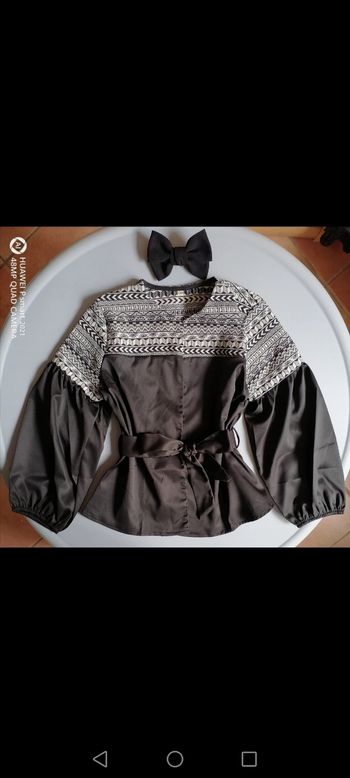 Ensemble neuf veste ethnique et barrette