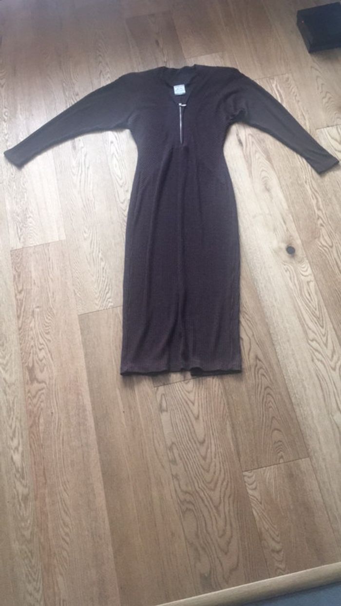 Longue robe chocolat moulante