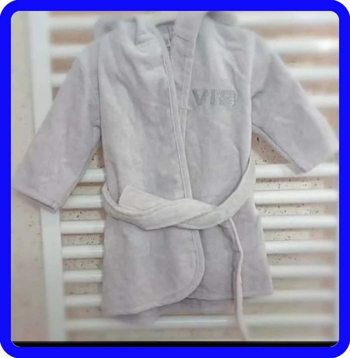 Peignoir  avec  capuche  gris VIB Taille 6  /  9 mois - photo numéro 2