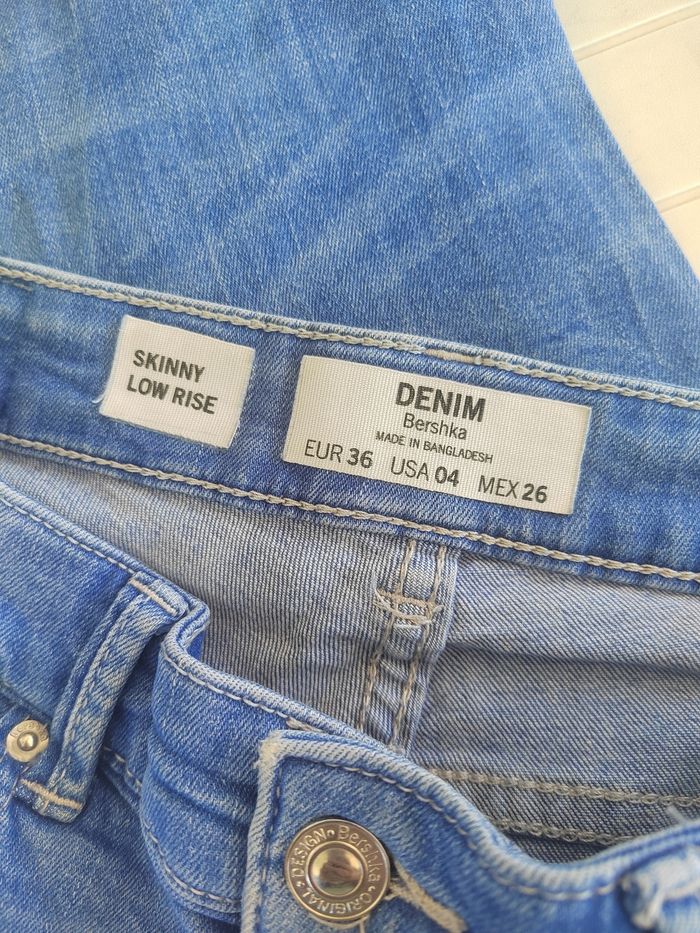 Jean Skinny Troué Taille Basse Bershka – Femme Taille S/36 – Look Y2K 🔥 - photo numéro 10