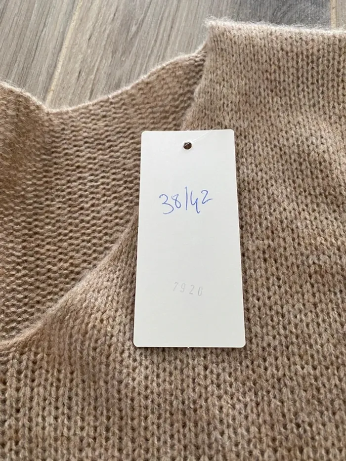 Beau pull marron fleur bleu crochet neuf - photo numéro 4
