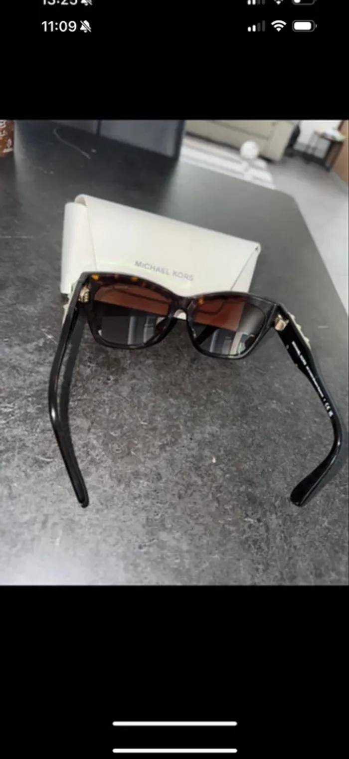 Michael kors lunette de soleil original xs - photo numéro 4
