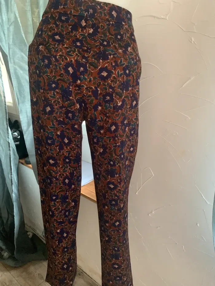 Pantalon motifs fleurs camaïeu taille 40 - photo numéro 11