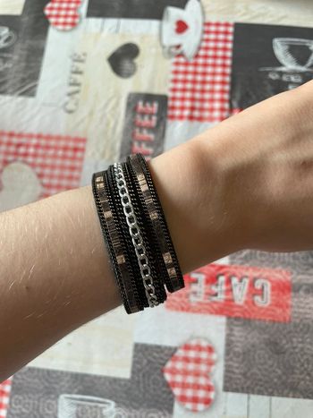 Bracelet aimanté multi rangs