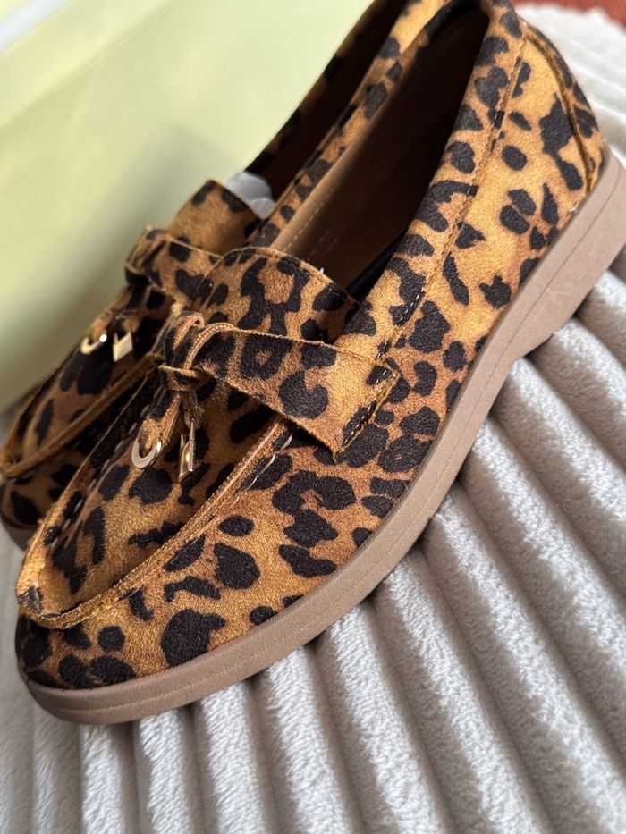 Mocassins taille 36 léopard - photo numéro 2