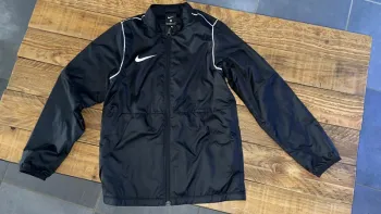 Coupe vent _ Nike