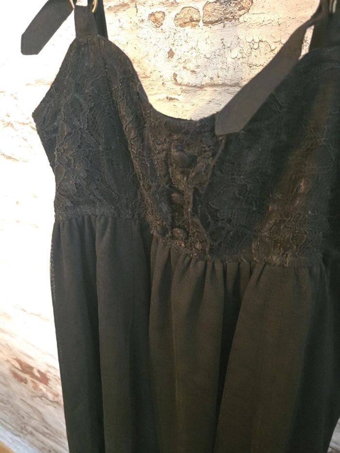 Robe noire - photo numéro 6